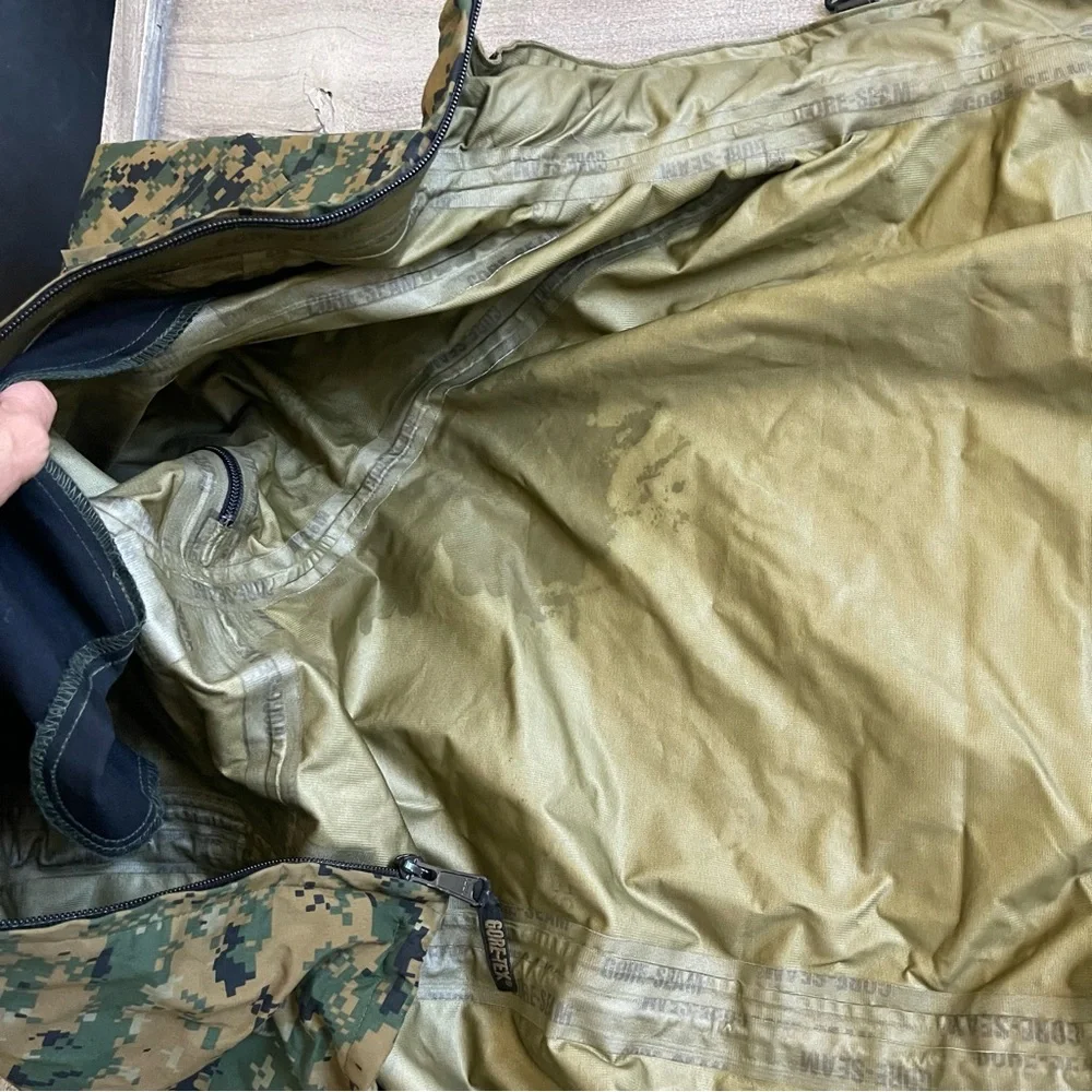 USMC Apecs Gore Tex Digital Marpat Cold Weather Parka - Picture 5 of 8